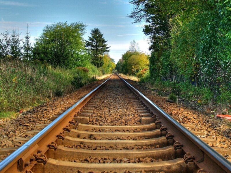 راهنمای حمل‌ونقل ریلی مدرن ModernRail
